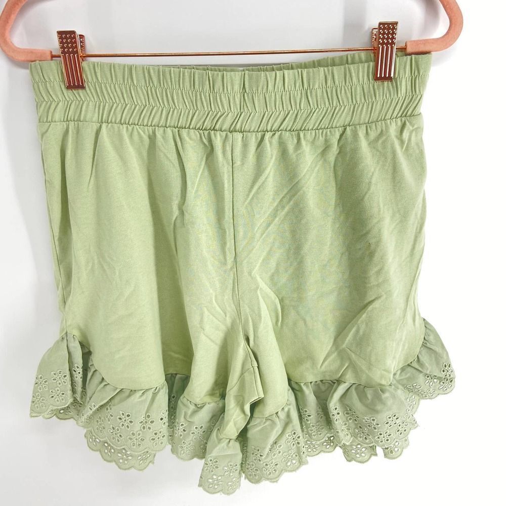 Vero Moda green high waist elastic waist short with floral lace trim NWT women m